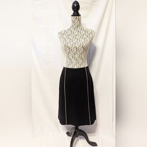 Apostrophe Stretch Midi Skirt!